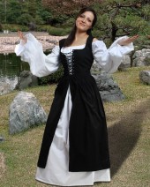 Alusch Renaissance Dress