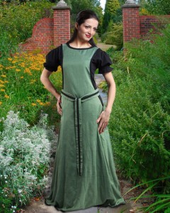 Casarea Surcoat